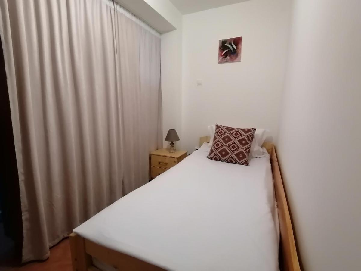 Mara Studio Apartment Constanta Bagian luar foto